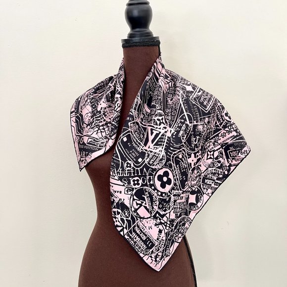 New Louis Vuitton Scarf Luggage Travel Stamps Pink Silk Wrap - Picture 7 of 14